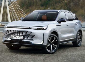 В России появился кроссовер BAIC X75: это рестайлинговый вариант модели X7