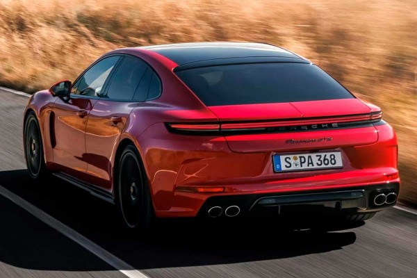 Новый Porsche Panamera получил два новых исполнения: GTS и Turbo S E-Hybrid