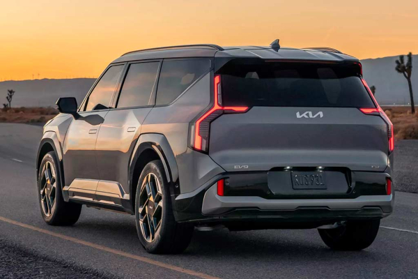 KIA EV9 GT: представлена флагманская версия электрического кроссовера